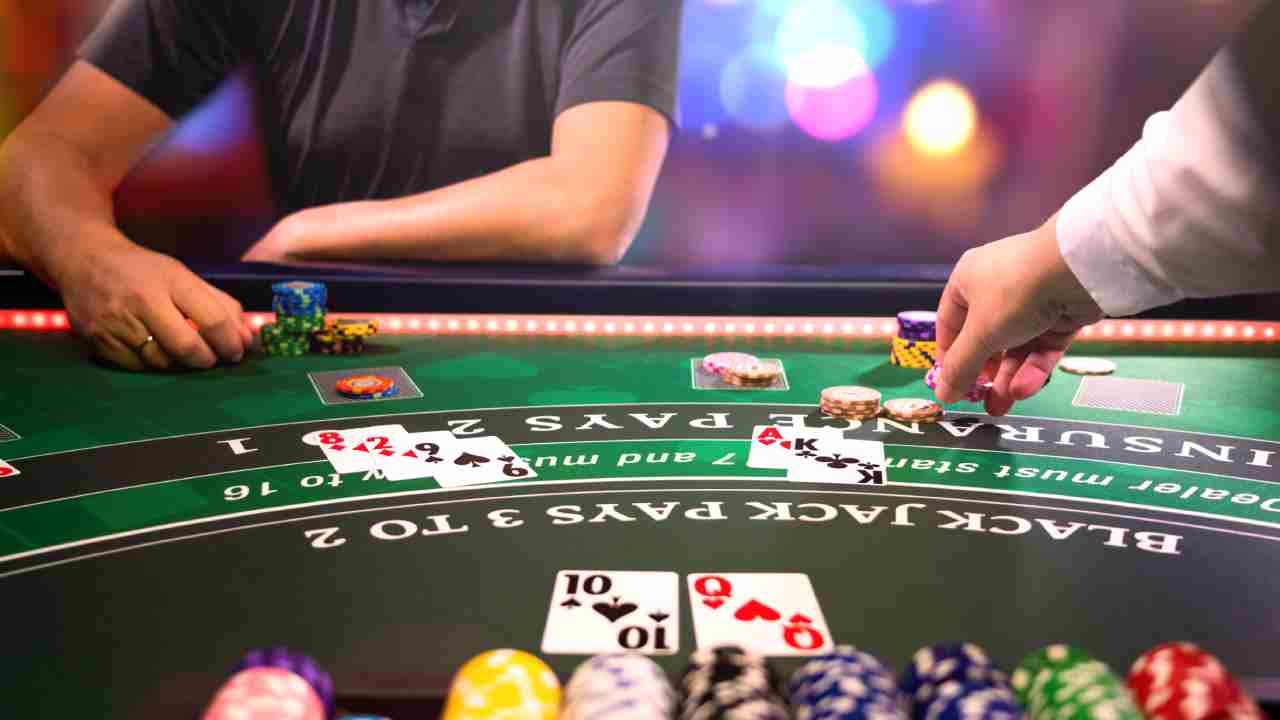 Common Blackjack Myths and Their Debunking